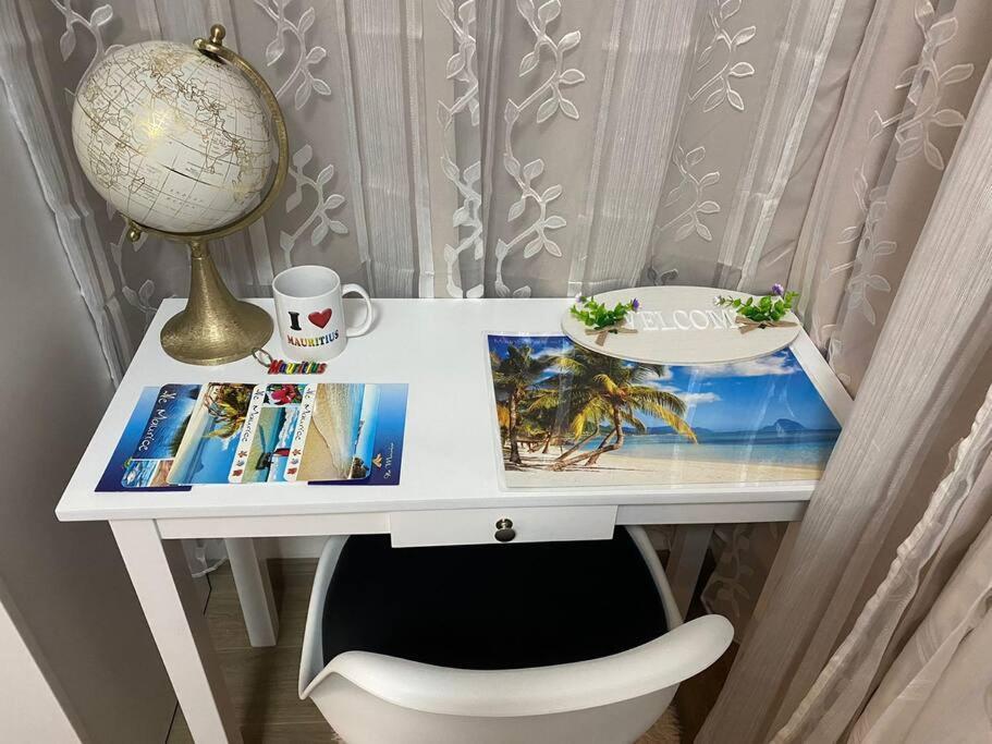 Lovely Apartment Near Beach Flic en Flac Ngoại thất bức ảnh